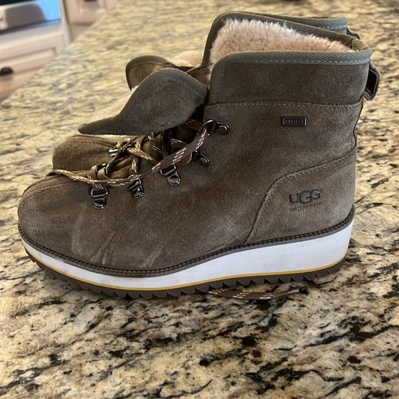 UGG Chestnut Birch Waterproof Lace-up Winter Bootie Sz 6 - Picture 4 of 13